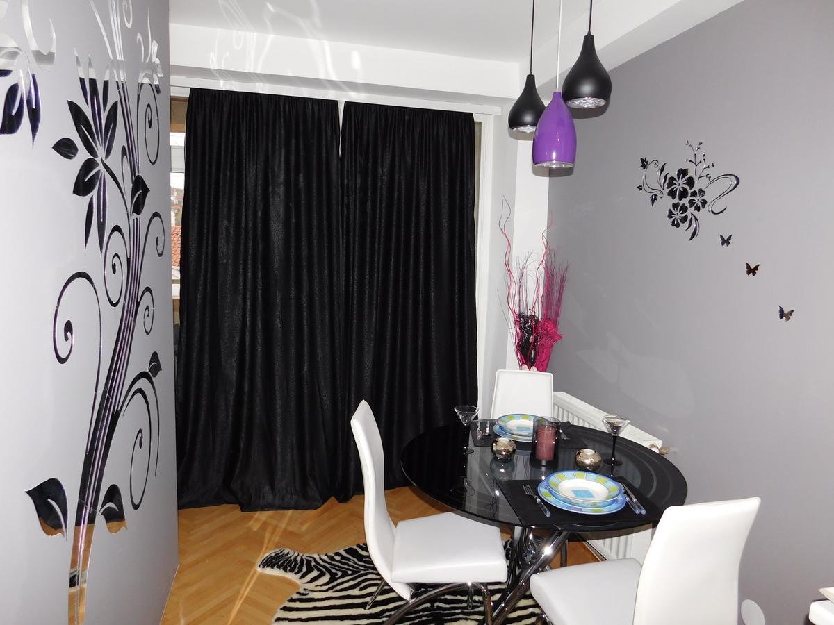 Velvet Lux Apartment Ni Exterior foto