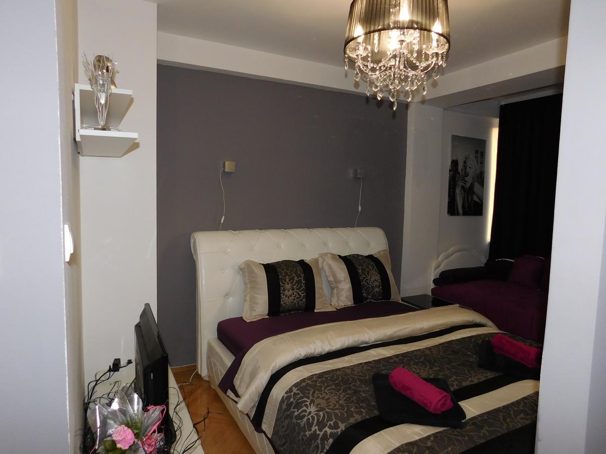 Velvet Lux Apartment Ni Exterior foto