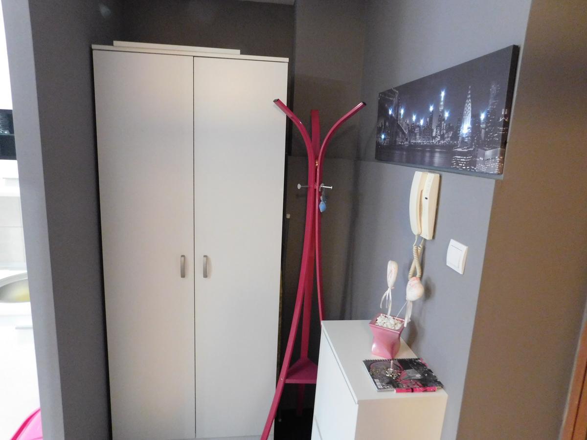 Velvet Lux Apartment Ni Exterior foto