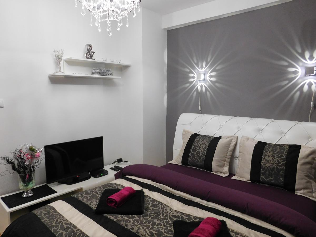 Velvet Lux Apartment Ni Exterior foto