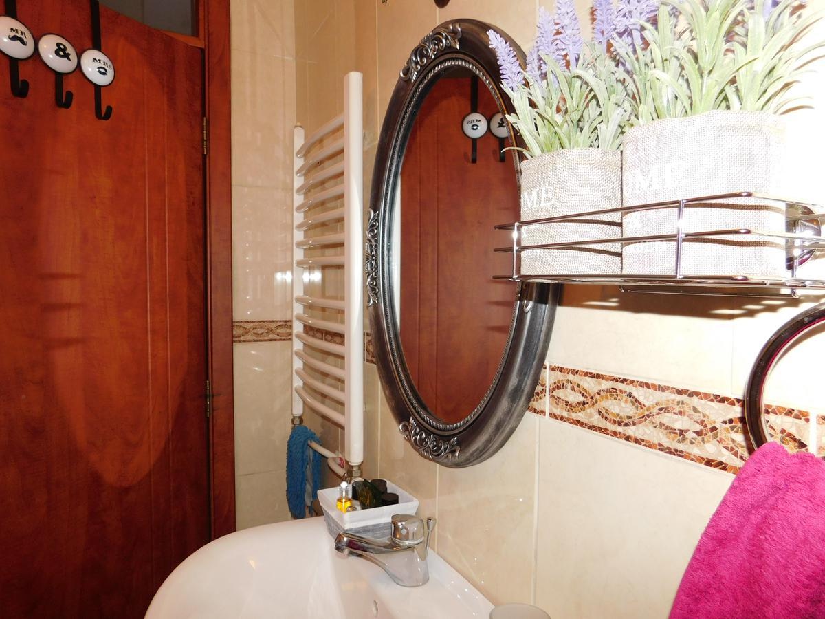 Velvet Lux Apartment Ni Exterior foto