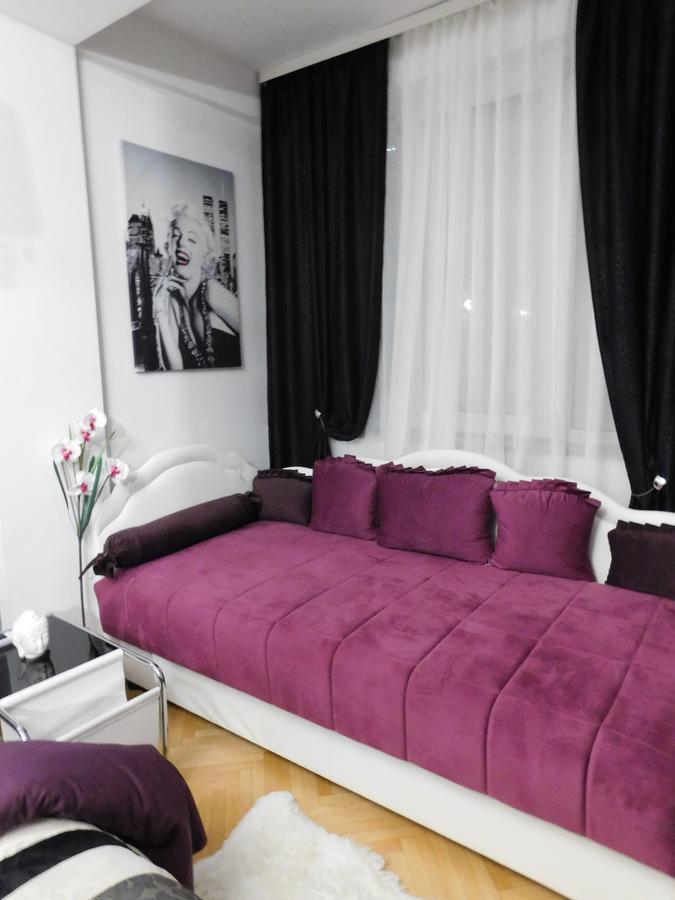 Velvet Lux Apartment Ni Exterior foto